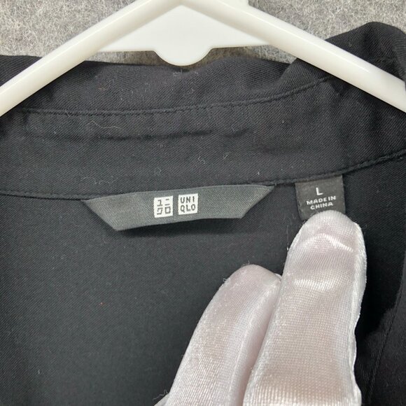 Uniqlo Rayon Blouse Womens L Black Long Sleeve Button Up Lightweight - Picture 5 of 8